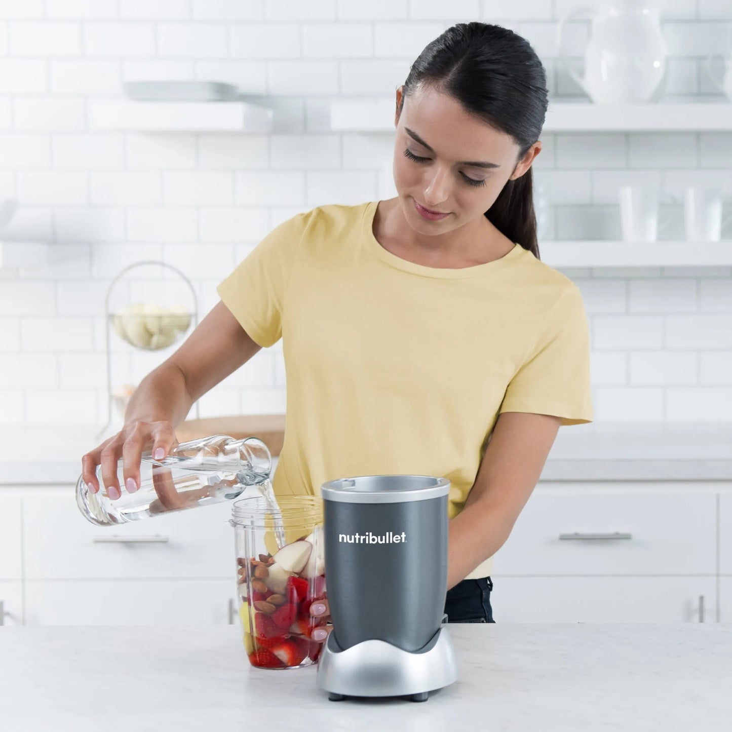 NutriBullet 600 Watt Serie - Nährstoff Extraktor, Gesundheits-Set, 20.000 Upm Smoothie Maker